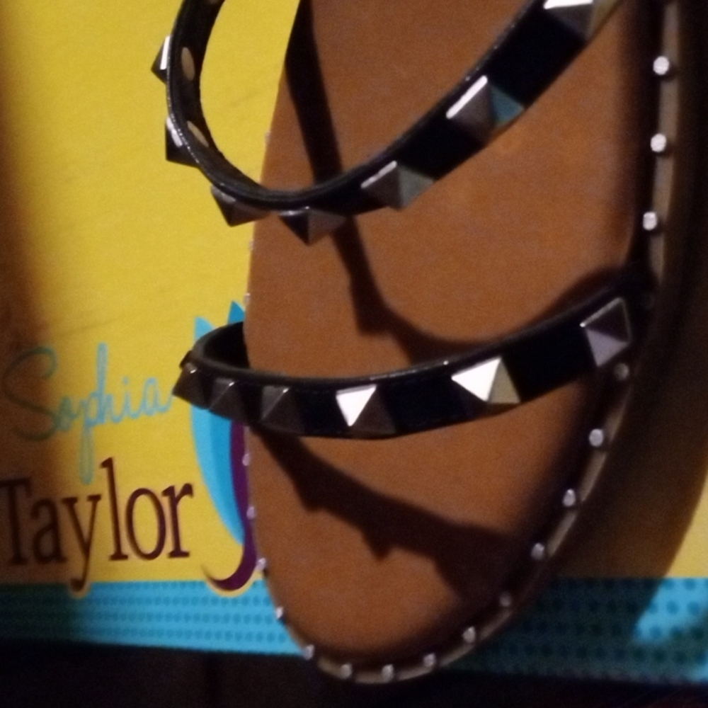 SOPHIA  TAYLOR  with STUDS Sandals
